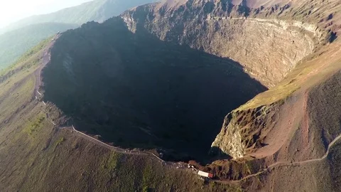 Aerial view, Full crater of the volcano Vesuvius, Italy, Naples, Epic volcano Vídeos de archivo 83925633
