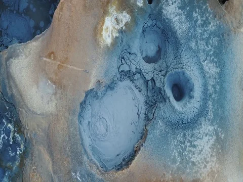 Aerial view of geothermal activity Vídeo Stock 80475285