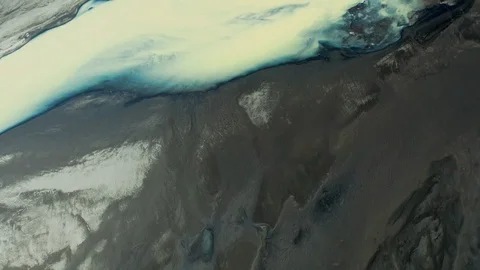 Aerial view of a glacial river system in the south of Iceland. Stockbeeldmateriaal 115112609
