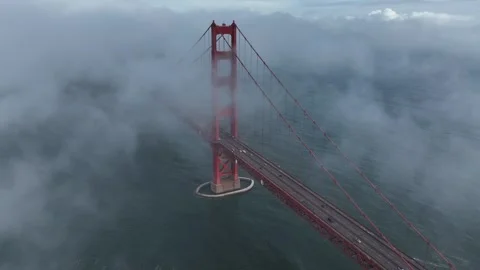 Aerial view of the Golden Gate Bridge in San Francisco, California, USA Stockbeeldmateriaal 334378080