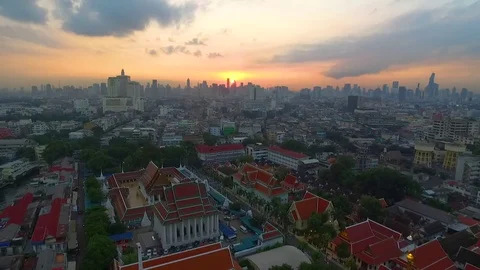 Aerial View at Golden Mount Temple in Bangkok Video stock 80631291