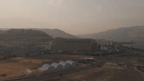 Aerial view of the Google data center in The Dalles, Oregon Stock Footage 345779855