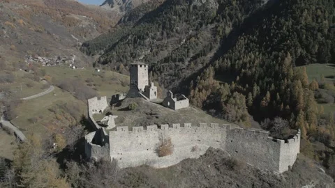 Aerial view of Graines Castle, Aosta Valley, Italy Video stock 320890053
