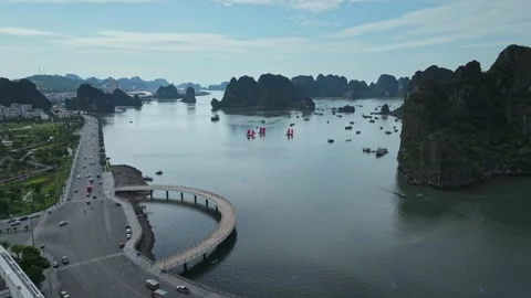 Aerial View of Ha Long Bay and Quang Ninh Waterfront in Vietnam Vídeos de archivo 342690949