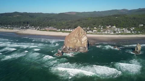 Aerial View of Haystack Rock North Side, Cannon Beach, Oregon Stockbeeldmateriaal 348336945