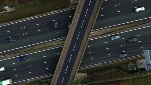 Aerial view of heavy traffic flow on the M1 motorway near Milton Keynes Stockbeeldmateriaal 333030660