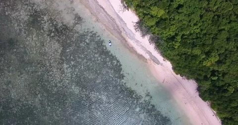 Aerial view high angle prefect Island resort on reef in Australia  库存影片 65200282