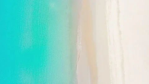 Aerial view High angle view (Top view) Beautiful Beach white sand and blue seawa Stockbeeldmateriaal 146945608