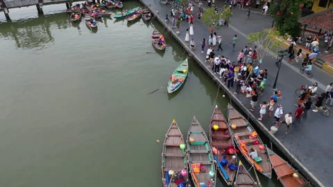 Aerial view of Hoi An old town or Hoian ancient town in sunset 스톡 동영상 285115177