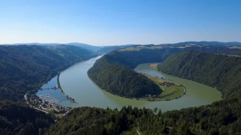 Aerial view of the horseshoe loop of the river Danube in Upper Austria Stock Footage 340821949