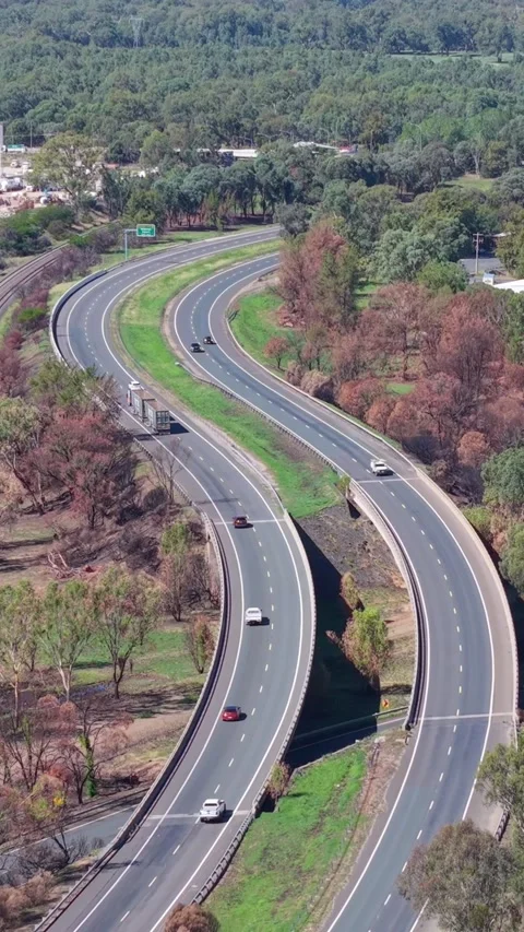 Aerial view of Hume Freeway and rail corridor near Wodonga Victoria 스톡 동영상 335002120