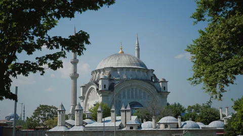 Aerial view, Hyperlapse of Suleymaniye Mosque, Istanbul city from above Stock Footage 201804570