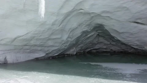 Aerial view of ice cave and glacier in Muztagh Glacier Park, Xinjiang, China 스톡 동영상 344955424