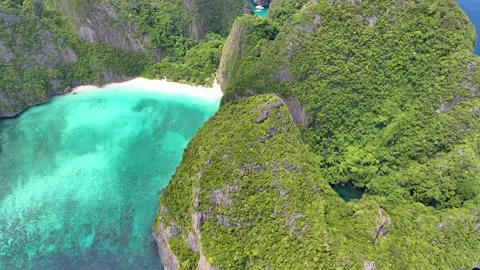 Aerial view of iconic tropical Maya Bay,Phi Phi islands, Stock Footage 201328606