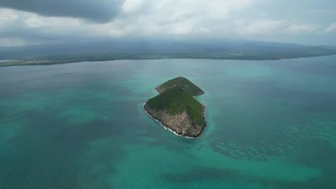 Aerial view from Ilheu das Cabras (Goats islet) in São Tomé e Principe,Africa 動画素材 327438682