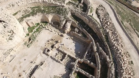 Aerial view inside the palace fortress of Herodium National Park. DJI-0143-09 库存影片 123738458