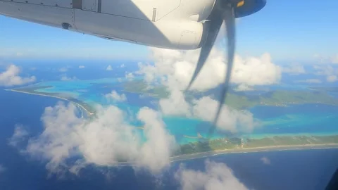 Aerial view of the island of Bora Bora. French Polynesia 스톡 동영상 257545837