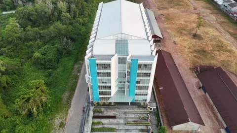 Aerial View of ITBSS Campus Building in Pontianak Video stock 347349665