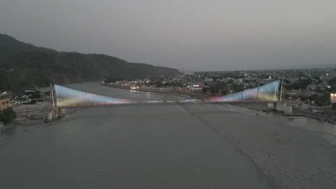 Aerial view of Janki Setu Bridge and Rishikesh Gallery. Stockbeeldmateriaal 340247045