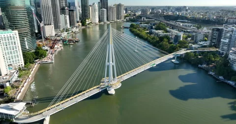Aerial view of Kangaroo Point Bridge and Brisbane CBD, Brisbane, QLD, Australia Stock Footage 320155668