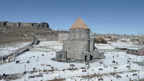 Aerial view of Kars Cathedral in Turkey Vídeo Stock 144084763