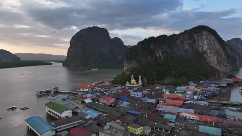 Aerial view of ko panyi floating fishing village in thailand 스톡 동영상 339484660