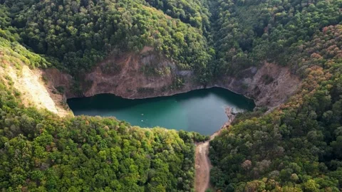 Aerial view of lake 動画素材 287118532