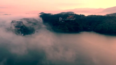 Aerial view Landscape of Sun Moon Lake at sunrise in Taiwan. Видео 345944015