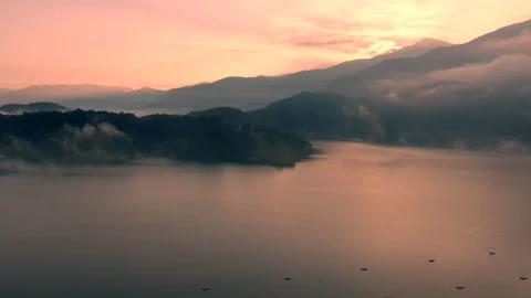 Aerial view Landscape of Sun Moon Lake at sunrise in Taiwan. Видео 345944166