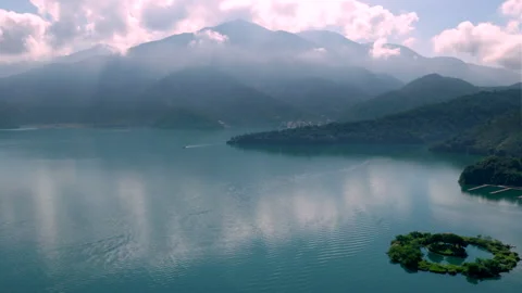 Aerial view Landscape of Sun Moon Lake  in Taiwan. Видео 345944456