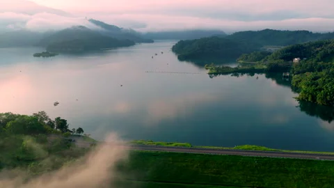 Aerial view Landscape of Sun Moon Lake at sunrise in Taiwan. Видео 345944463