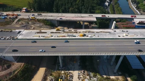 Aerial view of large bridge construction site 動画素材 67490310