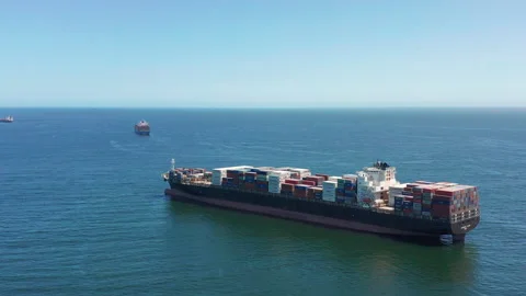 Aerial view. Large container ship at ocean. Vídeo Stock 153013547