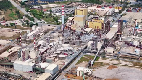 Aerial view of a large pulp mill processing eucalyptus biomass for cellulose Stock Footage 340312031