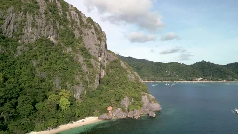Aerial View of Limestone Cliff and Coastline – El Nido Palawan 스톡 동영상 320947155