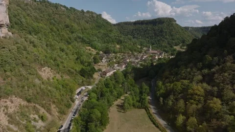 Aerial view of limestone cliffs in Baume les Messieurs blind valley, France Stock Footage 342313841