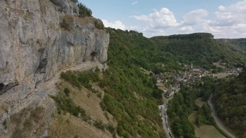 Aerial view of limestone cliffs in Baume les Messieurs blind valley, France Stock Footage 342313854