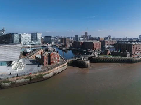 Aerial View of Liverpool Featuring Albert Dock and River Mersey 스톡 사진