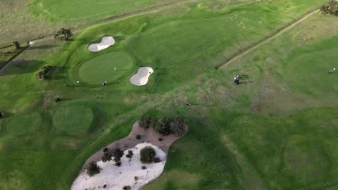Aerial View of Long Reef Beach Golf Course, Sydney | 4K Drone Footage 2 Stockbeeldmateriaal 305531029