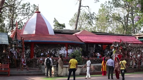 Aerial view of Lord Golu Devta temple where people come to tie bells Vídeo Stock 223149652