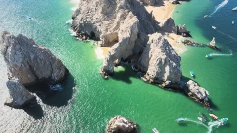 Aerial view of lover's beach in Cabo 스톡 동영상 331960544