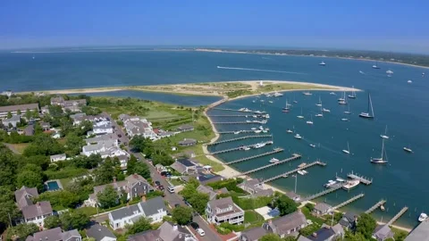 Aerial view of Martha's Vineyard Vidéo 195826062