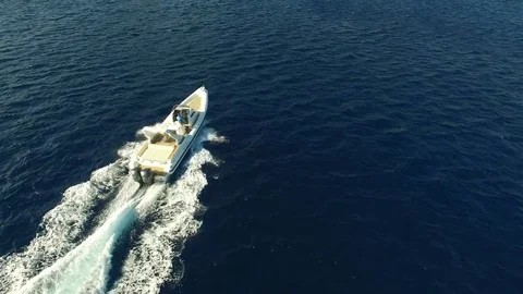 Aerial view of a maxi rib Stock Footage 71834085