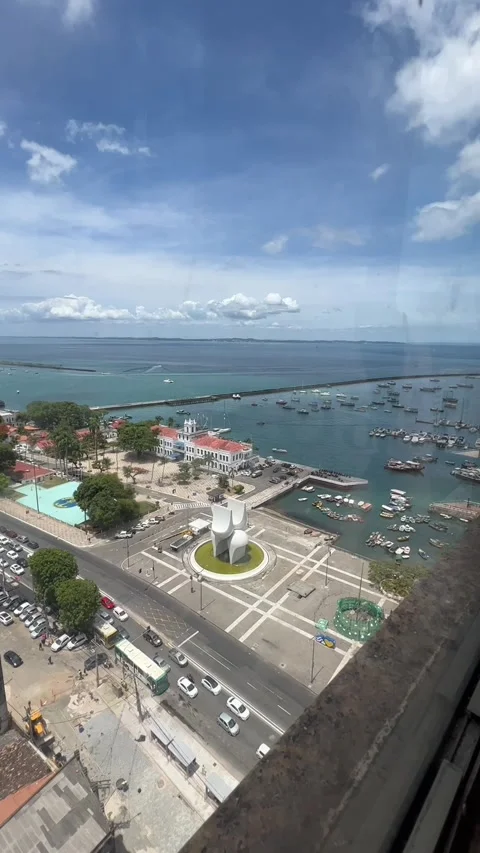 Aerial View of Mercado Modelo and All Saints Bay Salvador Bahia Brazil Vídeo Stock 343440893