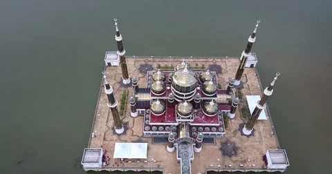 Aerial View Of Mighty Mosque. Video stock 76950945