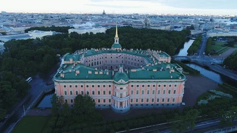 Aerial view on Mikhailovsky Castle in cloudy morning in Saint-Petersburg. Stock Footage 91186290