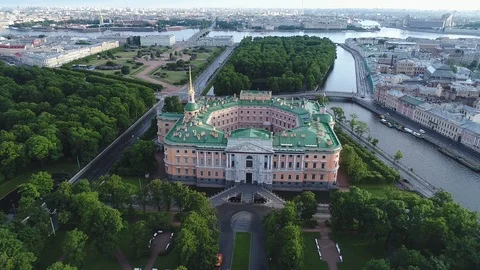 Aerial view on Mikhailovsky Castle in cloudy morning in Saint-Petersburg. Stock Footage 91187069