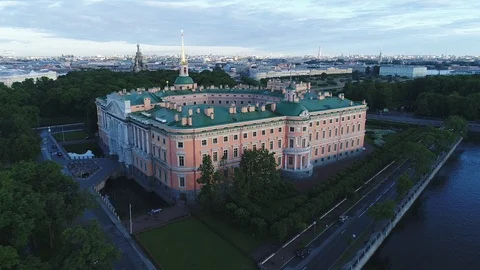 Aerial view on Mikhailovsky Castle in cloudy morning in Saint-Petersburg. Stock Footage 100690161