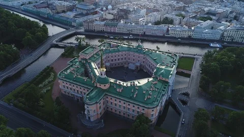 Aerial view on Mikhailovsky Castle in cloudy morning in Saint-Petersburg. Stock Footage 100690250