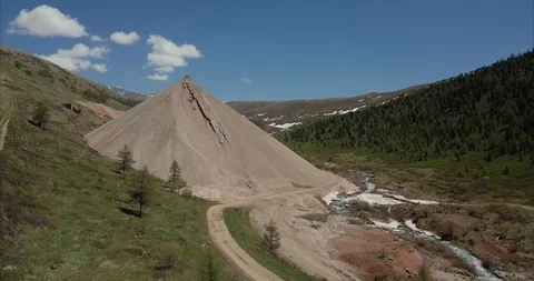 Aerial view of mine in the mountains Video stock 101880326